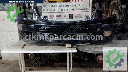 Mercedes-Benz Vito Ön Tampon çıkma parça