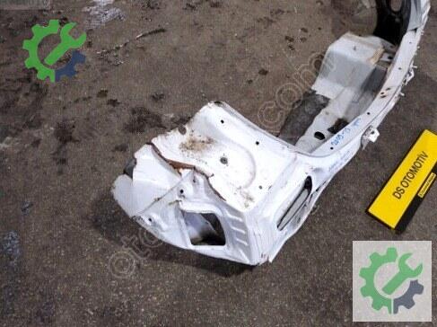 Toyota Yaris Arka Panel 2009-2015 çıkma parça