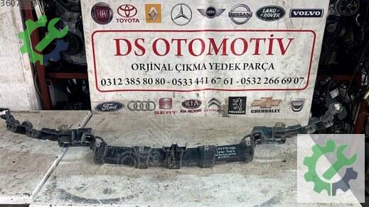 Land Rover Range Rover Ön Tampon Demiri çıkma parça