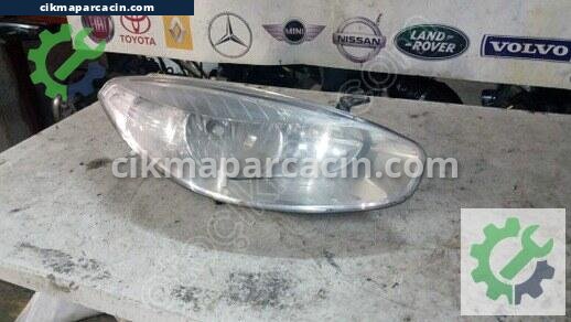 Renault Fluence Sağ Ön Far çıkma parça