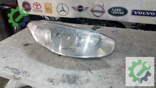 Renault Fluence Sağ Ön Far çıkma parça