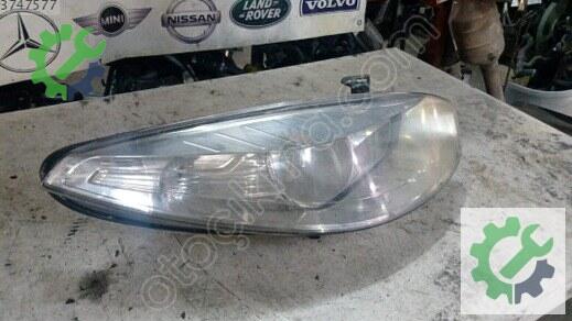 Renault Fluence Sağ Ön Far 2010-2012 çıkma parça