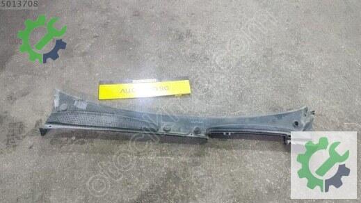 Renault Kangoo Ön Cam Izgarası 2010-2012 çıkma parça