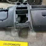 2010-2013 DACİA DUSTER TORPİDO VE GÖĞÜS