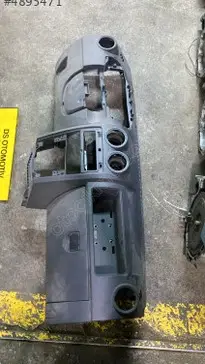 Dacia Duster Torpido 2010-2013 çıkma parça