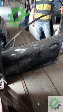 Mazda 3 Sol Ön Kapı 2010-2013 çıkma parça