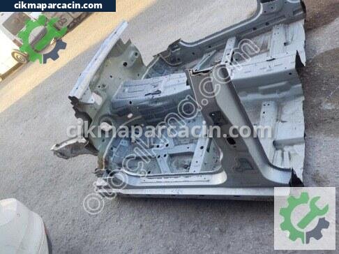 Mercedes-Benz C180 Kompresör çıkma parça
