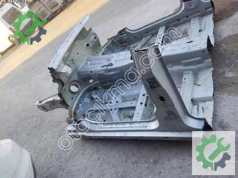 Mercedes-Benz C180 Kompresör çıkma parça