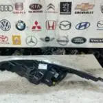 2010-2014 FORD FİESTA SAĞ FAR