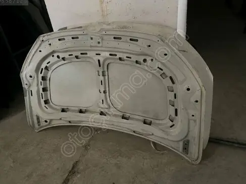 Volkswagen Caddy Kaput 2010-2014 çıkma parça