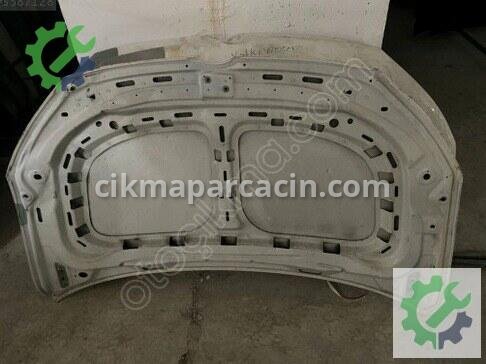 Volkswagen Caddy Kaput 2010-2014 çıkma parça