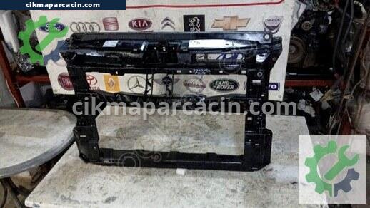 Volkswagen Polo Ön Panel çıkma parça