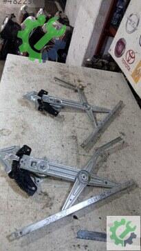 Nissan Micra Sağ Ön Cam Krikosu 2010-2015 çıkma parça
