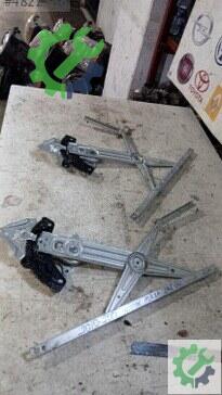 Nissan Micra Sağ Ön Cam Krikosu 2010-2015 çıkma parça