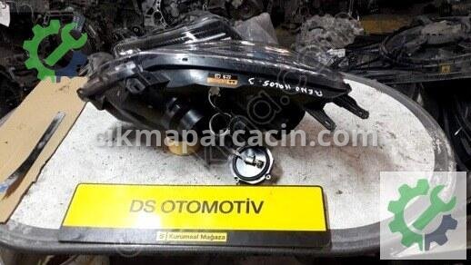 Renault Koleos Sağ Ön Far 2010-2015 çıkma parça