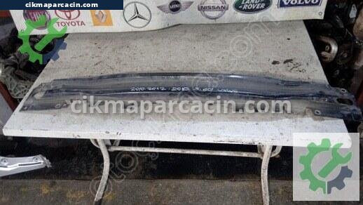 Volvo S60 Ön Tampon Demiri çıkma parça