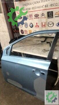Hyundai i20 Sol Ön Kapı 2011-2013 çıkma parça