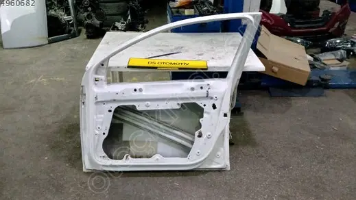 Volkswagen Golf Sağ Ön Kapı 2011-2014 çıkma parça
