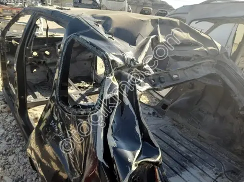 Dacia Duster Üst Maske çıkma parça