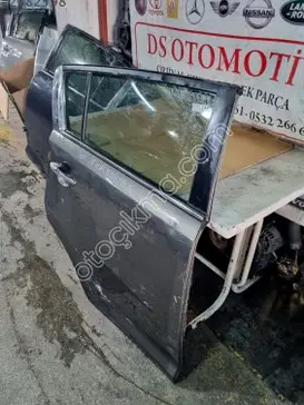Kia Sportage Sağ Arka Kapı 2011-2015 çıkma parça