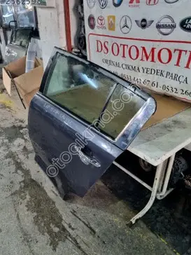 Kia Sportage Sağ Arka Kapı 2011-2015 çıkma parça