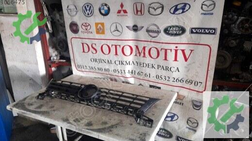 Volkswagen Caddy Ön Panjur 2011-2015 çıkma parça