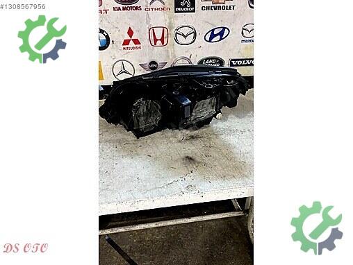 Mercedes-Benz E Sağ Ön Far çıkma parça