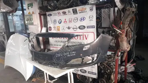 Opel Insignia Ön Tampon 2012-2013 çıkma parça