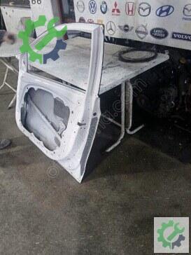 Hyundai i30 Sağ Ön Kapı 2012-2015 çıkma parça