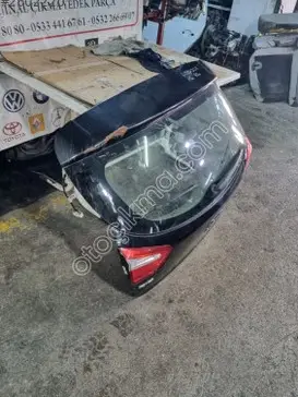 Kia Rio Bagaj Kapağı 2012-2015 çıkma parça