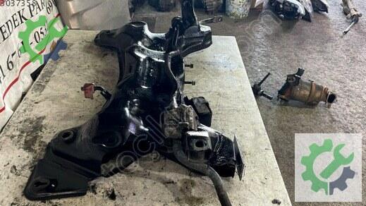 Kia Rio Travers 2012-2015 çıkma parça