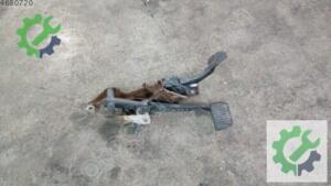 2012-2015 VOLVO S60 GAZ PEDALI
