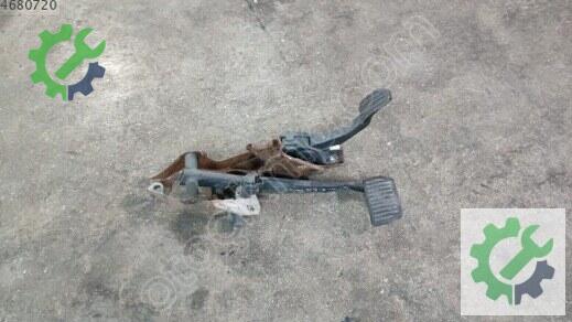 Volvo S60 Pedal çıkma parça