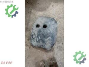 2012-2015 VOLVO V40 MOTOR ÜST PLASTİGİ