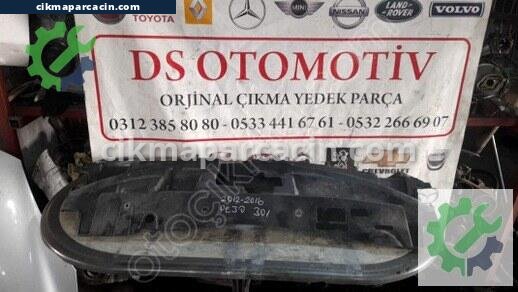 Peugeot 301 Ön Panjur çıkma parça