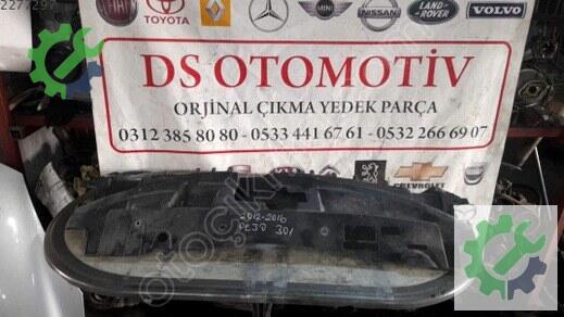 Peugeot 301 Ön Panjur çıkma parça