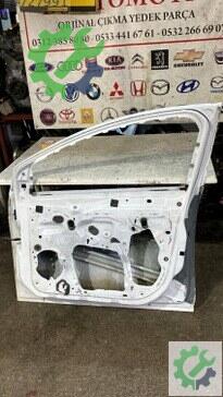 Ford Focus Sağ Ön Kapı 2012-2018 çıkma parça