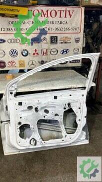 Ford Focus Sağ Ön Kapı 2012-2018 çıkma parça