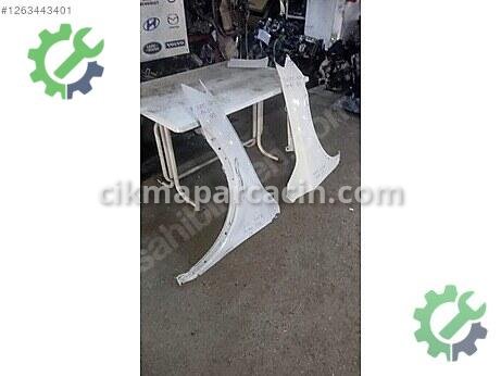 Audi Q3 Ön Çamurluk çıkma parça