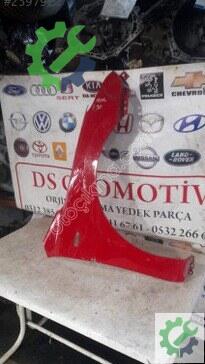 Hyundai i30 Sağ Ön Çamurluk çıkma parça