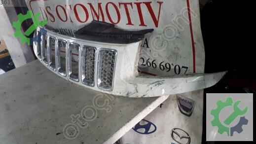 Jeep Grand Cherokee Ön Panjur 2013-2015 çıkma parça