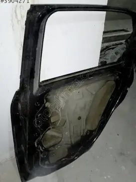 Fiat 500 Sağ Arka Kapı 2013-2016 çıkma parça