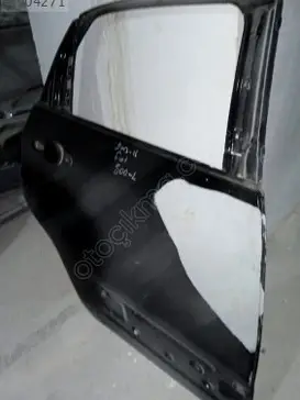 Fiat 500 Sağ Arka Kapı 2013-2016 çıkma parça