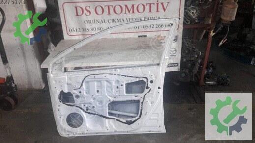 Toyota Corolla Sağ Ön Kapı çıkma parça