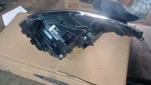 Ford Transit Custom Sağ Ön Far 2013-2017 çıkma parça