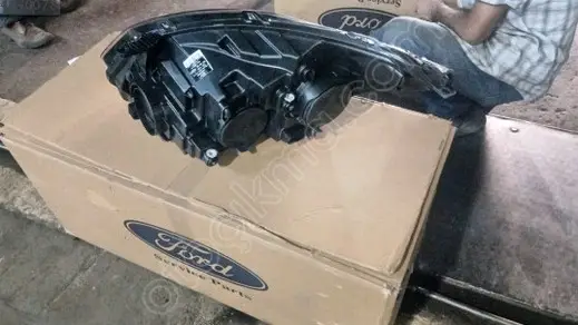 Ford Transit Custom Sağ Ön Far 2013-2017 çıkma parça