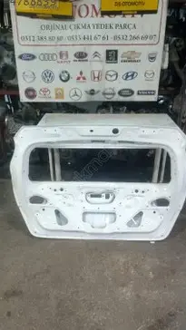 Toyota Auris Bagaj Kapağı 2013-2017 çıkma parça