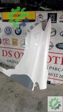 Toyota Auris Sol Ön Çamurluk 2013-2017 çıkma parça