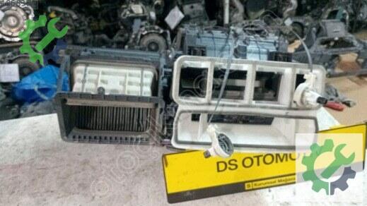 Toyota Corolla Kalorifer Kutusu çıkma parça
