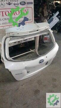 Toyota Yaris Bagaj Kapağı 2013-2017 çıkma parça